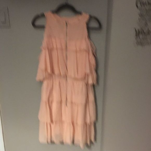 NWT $395 alice + olivia | Nichola | Tier Ruffled Silk Cold-Shoulder Dress | 12 - Picture 7 of 16